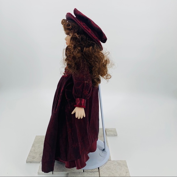 Victorian Grace Russ “Elizabeth” Porcelain Doll - Picture 6 of 8